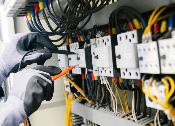 - Acil Elektrik Arıza Servisi – 7/24 Hızlı Müdahale